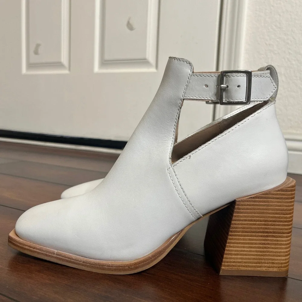 NEW Free People Brady Buckle Boots Size‎ 38 White Leather Square Toe Block Heel